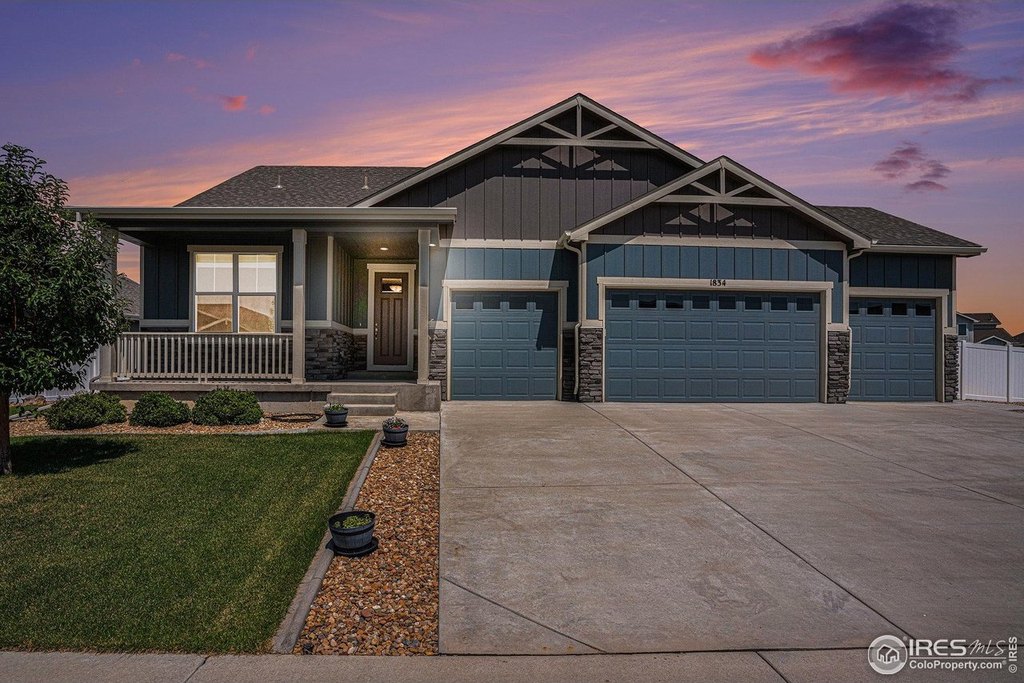 Windsor, Colorado, 80550, United States, 5 Bedrooms Bedrooms, ,4 BathroomsBathrooms,Residential,Forsale,1964328