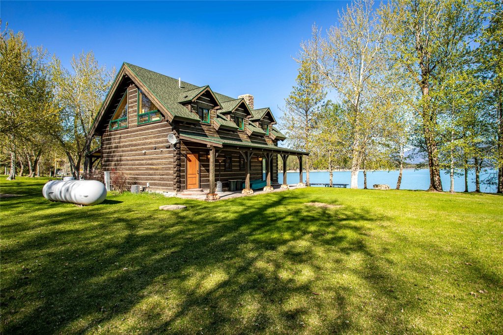 Polson, Montana, 59860, United States, 5 Bedrooms Bedrooms, ,2.5 BathroomsBathrooms,Residential,Forsale,1914950
