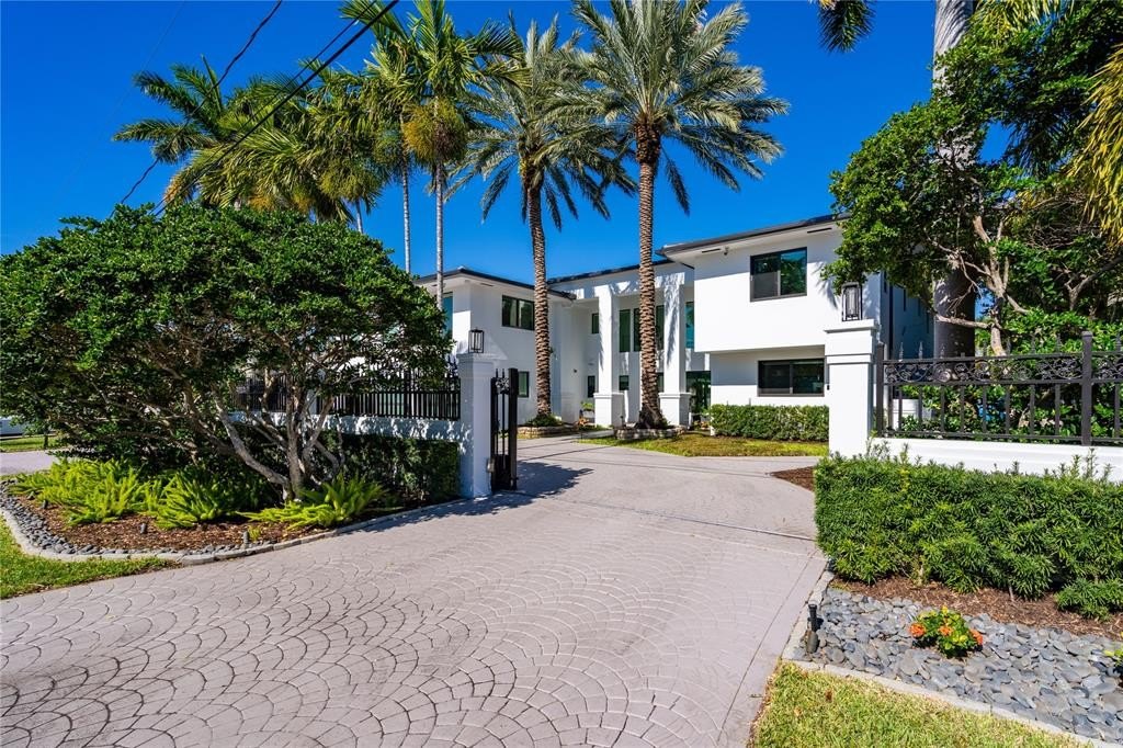 Fort Lauderdale, Florida, 33306, United States, 6 Bedrooms Bedrooms, ,6.5 BathroomsBathrooms,Residential,Forsale,1884548