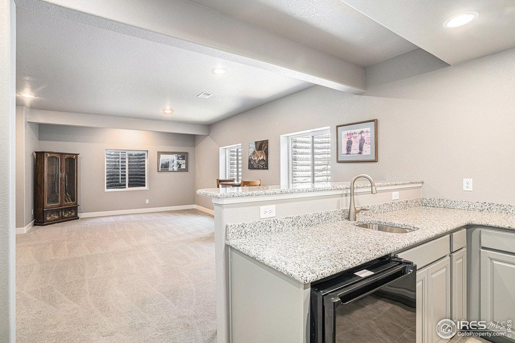 Windsor, Colorado, 80550, United States, 5 Bedrooms Bedrooms, ,4 BathroomsBathrooms,Residential,Forsale,1964328