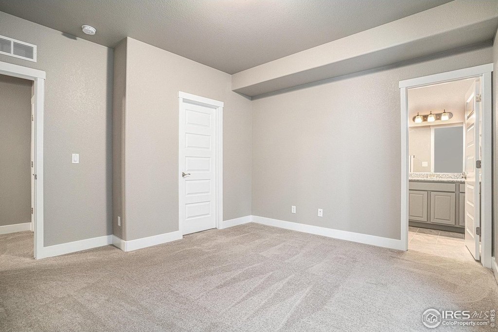 Windsor, Colorado, 80550, United States, 5 Bedrooms Bedrooms, ,4 BathroomsBathrooms,Residential,Forsale,1964328