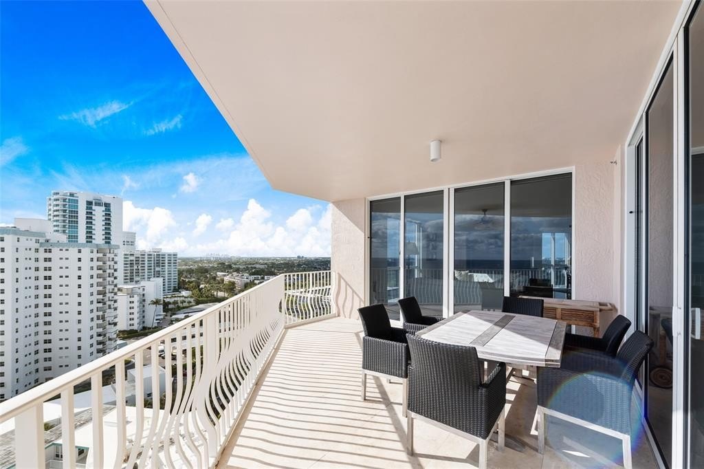 Lauderdale By The Sea, Florida, 33062, United States, 4 Bedrooms Bedrooms, ,3.5 BathroomsBathrooms,Residential,Forsale,1884605