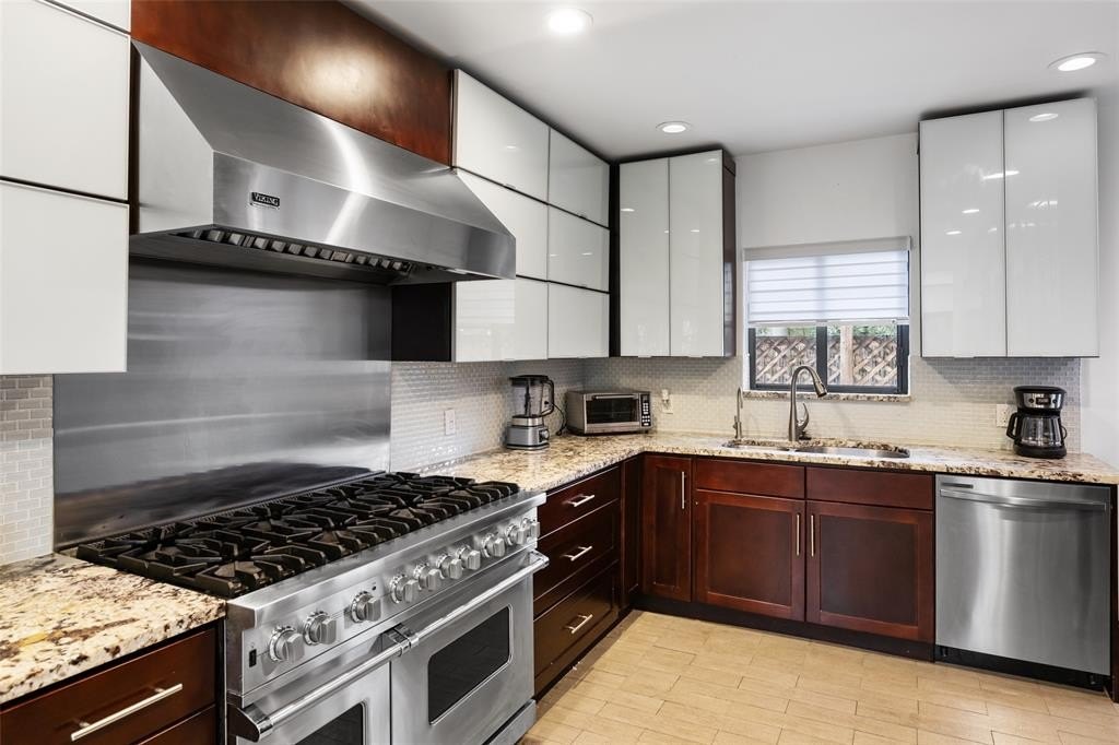 Fort Lauderdale, Florida, 33305, United States, 4 Bedrooms Bedrooms, ,4.5 BathroomsBathrooms,Residential,Forsale,1884600