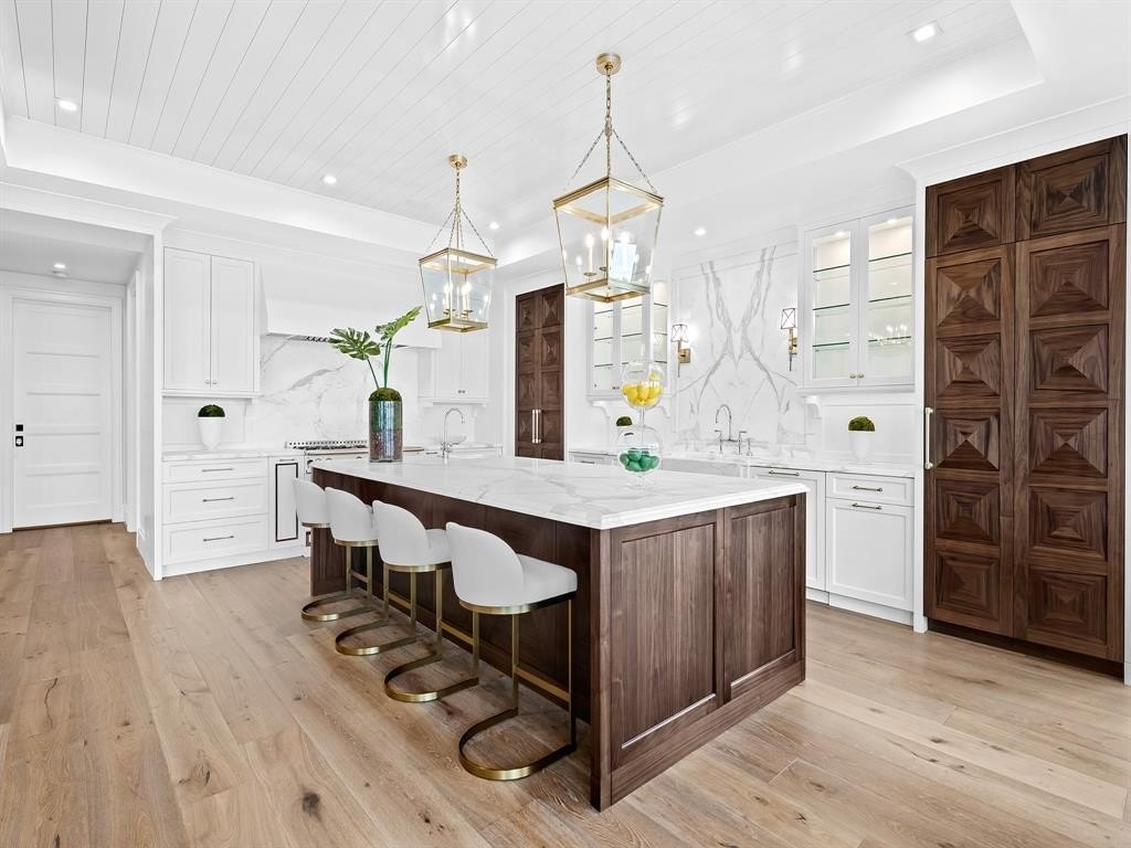 Fort Lauderdale, Florida, 33316, United States, 6 Bedrooms Bedrooms, ,6.5 BathroomsBathrooms,Residential,Forsale,1884586