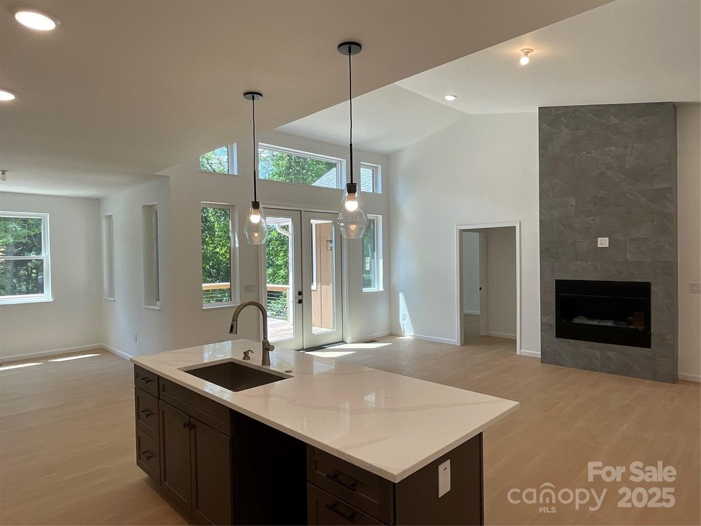 Flat Rock, North Carolina, 28731, United States, 3 Bedrooms Bedrooms, ,2 BathroomsBathrooms,Residential,Forsale,1904887