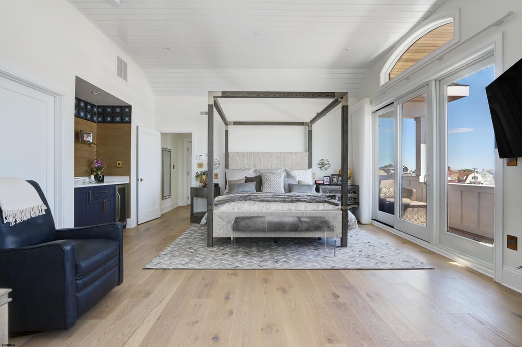 Ventnor, New Jersey, 08406, United States, 6 Bedrooms Bedrooms, ,6.5 BathroomsBathrooms,Residential,Forsale,1946142