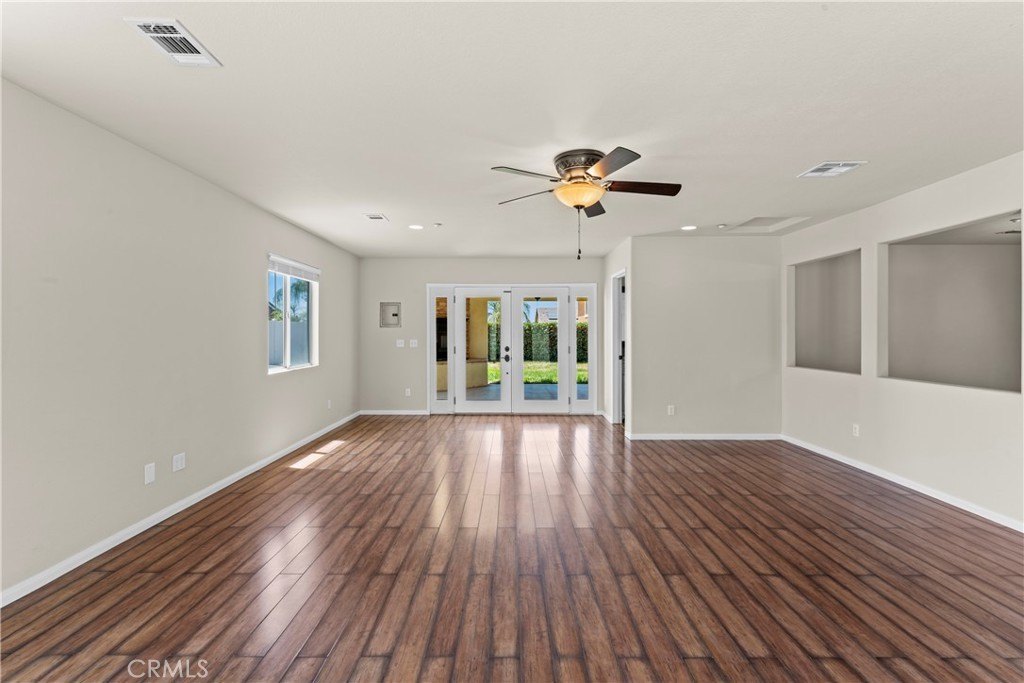 Highland, California, 92346, United States, 4 Bedrooms Bedrooms, ,2.5 BathroomsBathrooms,Residential,Forsale,1941473
