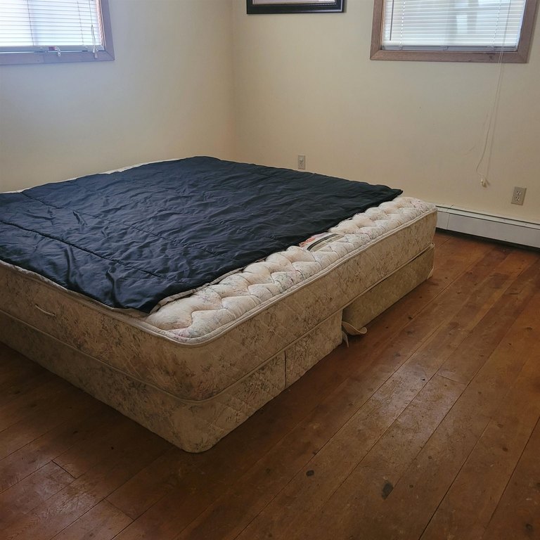 Custer, South Dakota, 57730, United States, 2 Bedrooms Bedrooms, ,1.5 BathroomsBathrooms,Residential,Forsale,1919005