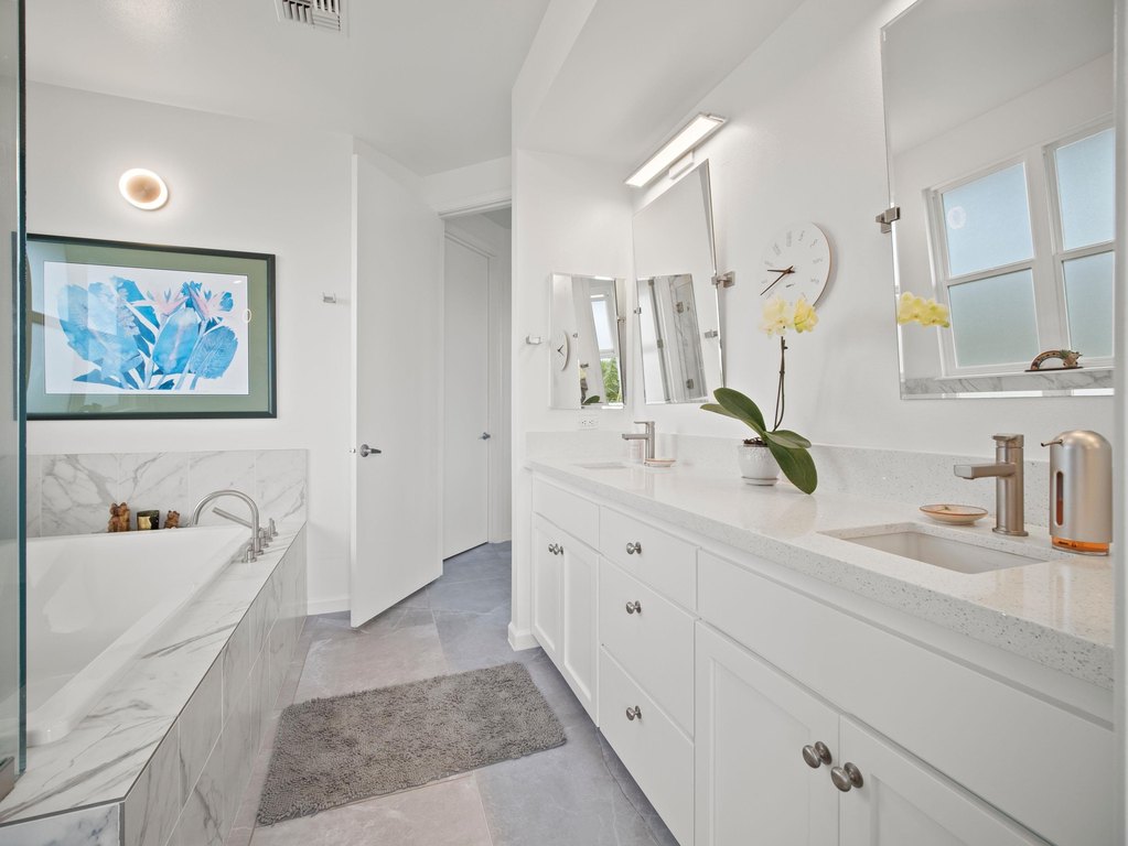 Kihei, Hawaii, 96753, United States, 4 Bedrooms Bedrooms, ,4 BathroomsBathrooms,Residential,Forsale,1944116