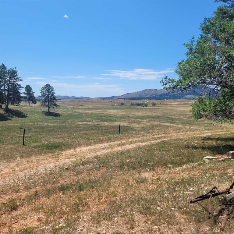 Custer, South Dakota, 57730, United States, 2 Bedrooms Bedrooms, ,1.5 BathroomsBathrooms,Residential,Forsale,1919005