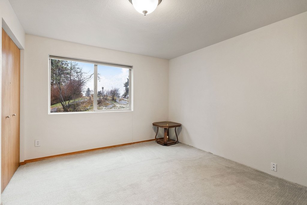 Bigfork, Montana, 59911, United States, 5 Bedrooms Bedrooms, ,3 BathroomsBathrooms,Residential,Forsale,1986975