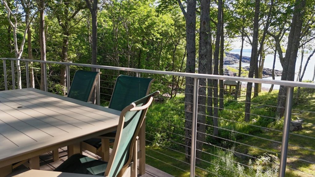 Bar Harbor, Maine, 04609, United States, 4 Bedrooms Bedrooms, ,4.5 BathroomsBathrooms,Residential,Forsale,1883798
