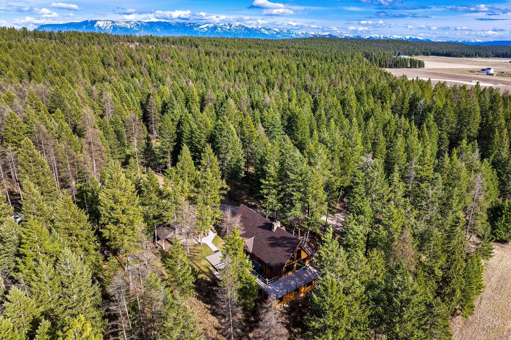 Whitefish, Montana, 59937, United States, 4 Bedrooms Bedrooms, ,2.5 BathroomsBathrooms,Residential,Forsale,1894897