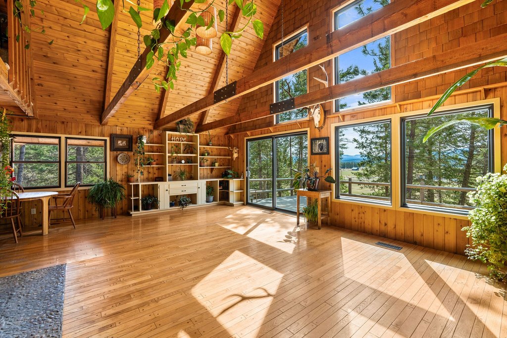 Whitefish, Montana, 59937, United States, 4 Bedrooms Bedrooms, ,2.5 BathroomsBathrooms,Residential,Forsale,1894897