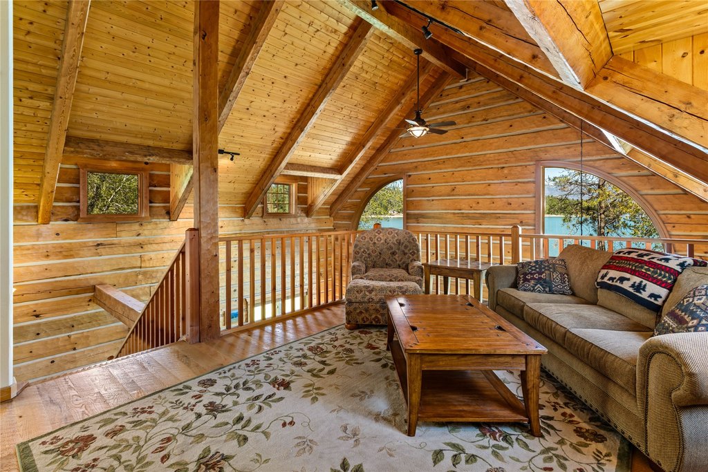 Polson, Montana, 59860, United States, 5 Bedrooms Bedrooms, ,2.5 BathroomsBathrooms,Residential,Forsale,1914950