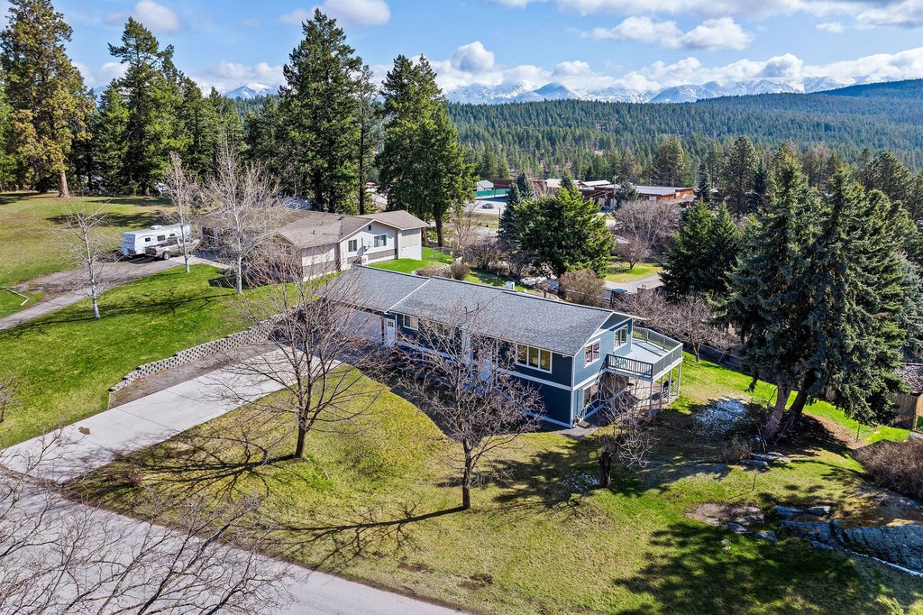 Bigfork, Montana, 59911, United States, 5 Bedrooms Bedrooms, ,3 BathroomsBathrooms,Residential,Forsale,1986975