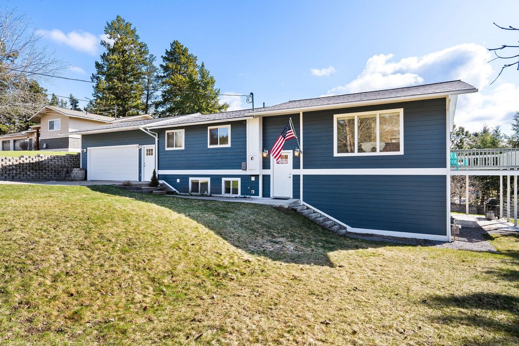 Bigfork, Montana, 59911, United States, 5 Bedrooms Bedrooms, ,3 BathroomsBathrooms,Residential,Forsale,1986975