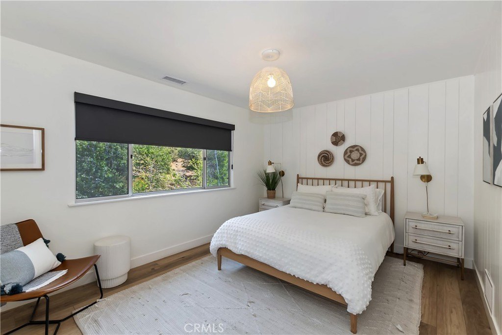 Lake Arrowhead, California, 92352, United States, 4 Bedrooms Bedrooms, ,5 BathroomsBathrooms,Residential,Forsale,1886297