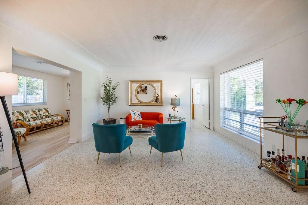Lighthouse Point, Florida, 33064, United States, 2 Bedrooms Bedrooms, ,2 BathroomsBathrooms,Residential,Forsale,1884544