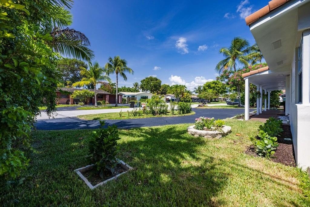 Lighthouse Point, Florida, 33064, United States, 2 Bedrooms Bedrooms, ,2 BathroomsBathrooms,Residential,Forsale,1884544