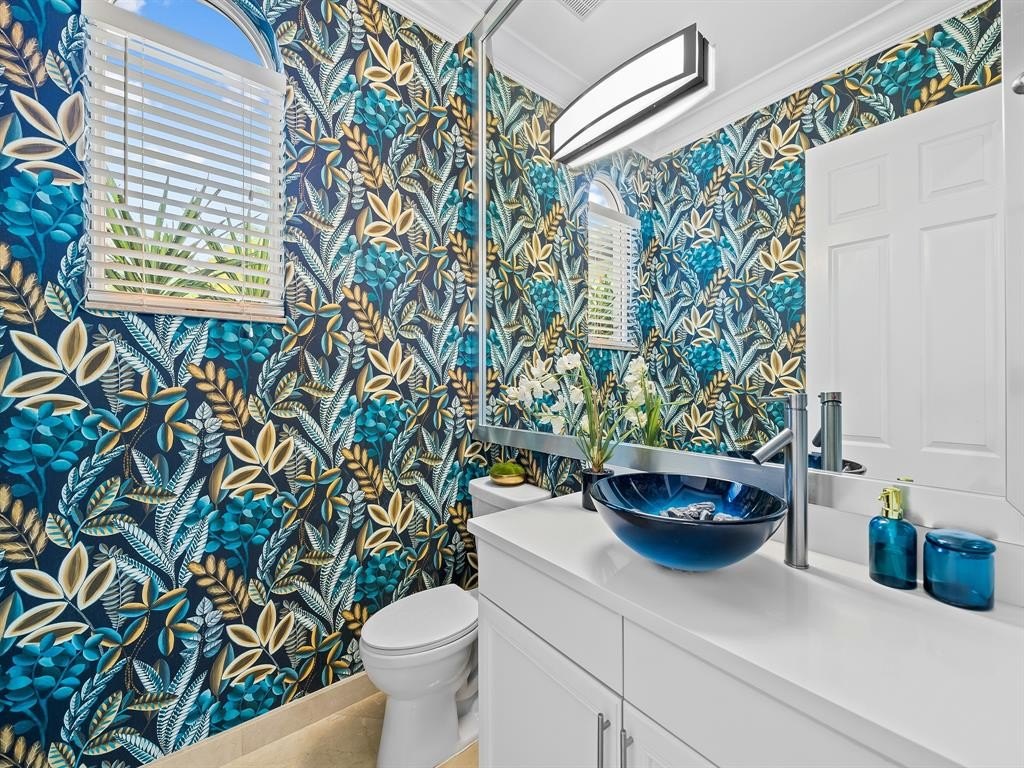 Davie, Florida, 33328, United States, 6 Bedrooms Bedrooms, ,5.5 BathroomsBathrooms,Residential,Forsale,1903980
