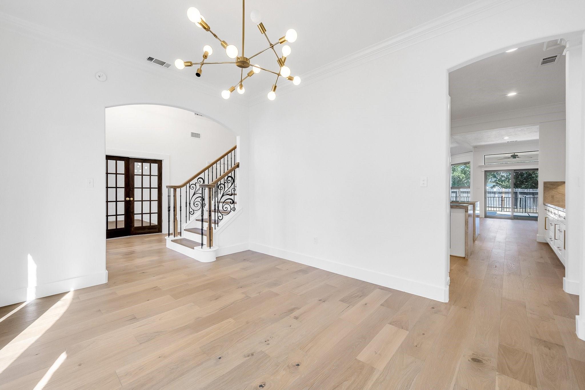 Montgomery, Texas, 77356, United States, 7 Bedrooms Bedrooms, ,5 BathroomsBathrooms,Residential,Forsale,1910017