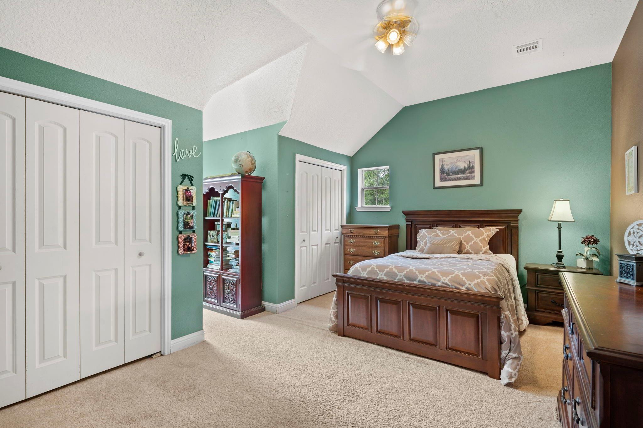 Needville, Texas, 77461, United States, 5 Bedrooms Bedrooms, ,3 BathroomsBathrooms,Residential,Forsale,1910025