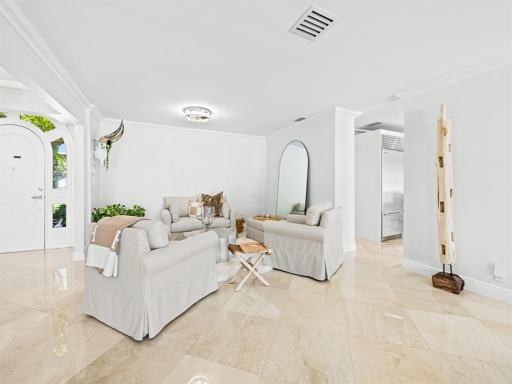 Fort Lauderdale, Florida, 33301, United States, 4 Bedrooms Bedrooms, ,3 BathroomsBathrooms,Residential,Forsale,1884603
