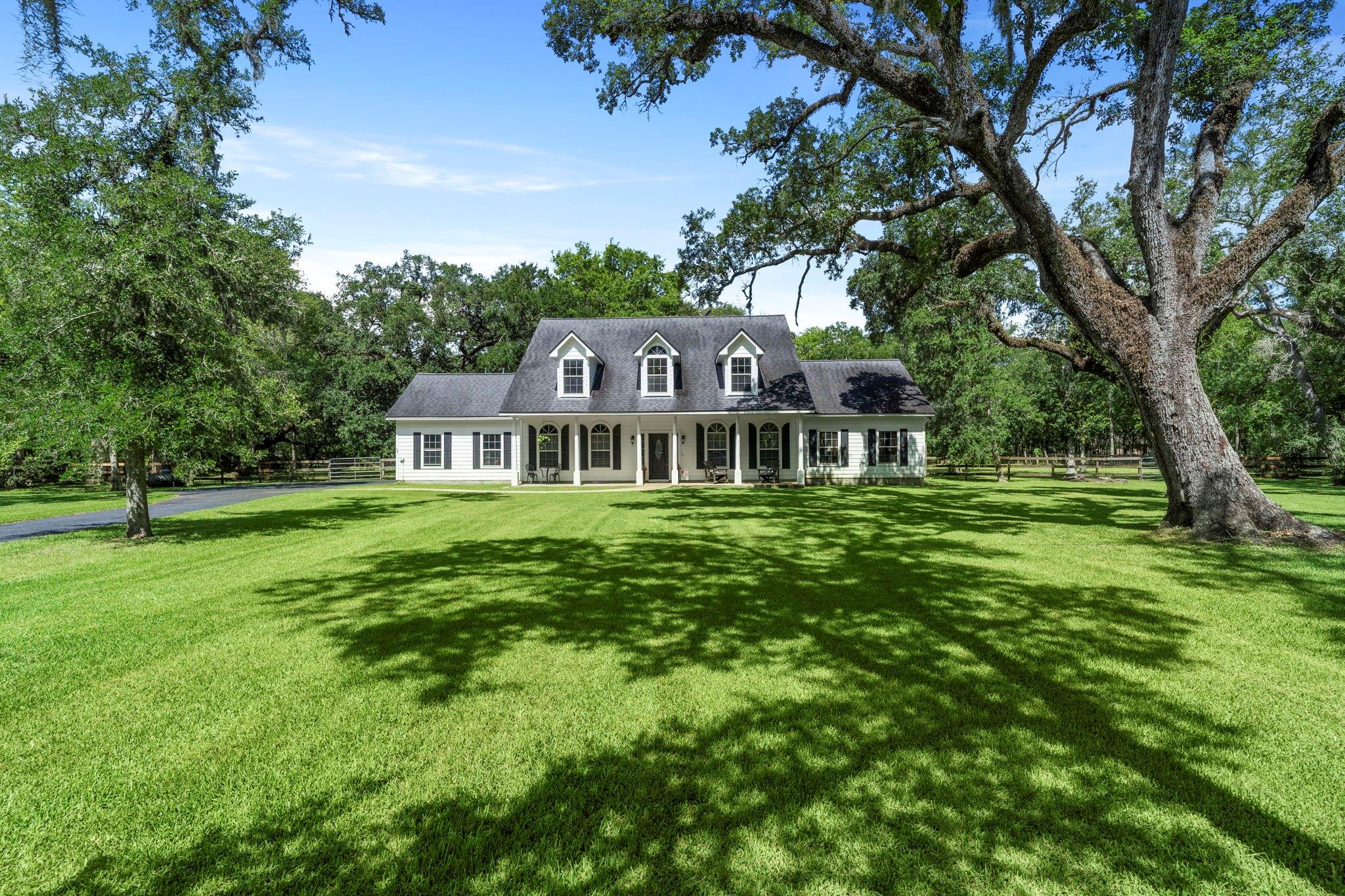 Needville, Texas, 77461, United States, 5 Bedrooms Bedrooms, ,3 BathroomsBathrooms,Residential,Forsale,1910025