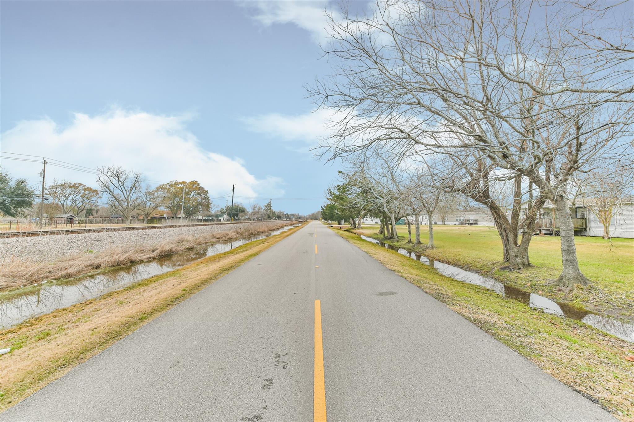 Highlands, Texas, 77562, United States, ,Residential,Forsale,1910027