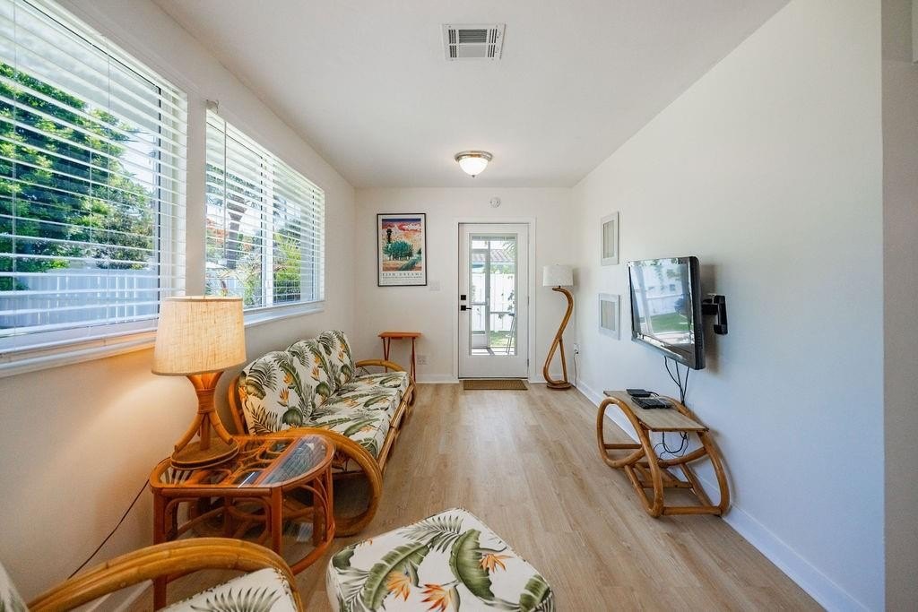Lighthouse Point, Florida, 33064, United States, 2 Bedrooms Bedrooms, ,2 BathroomsBathrooms,Residential,Forsale,1884544