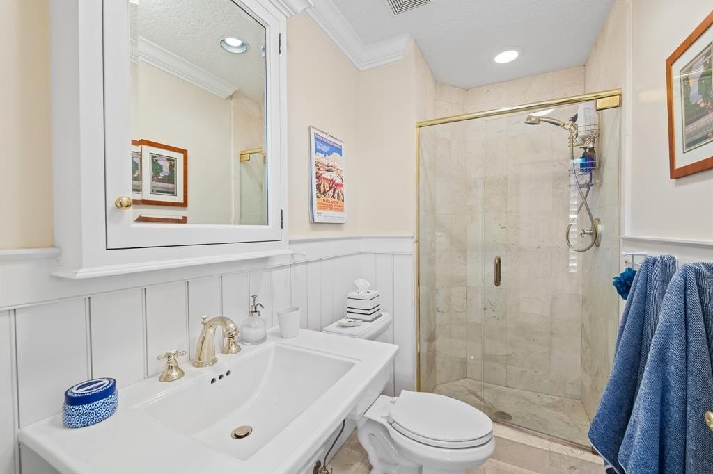 Lighthouse Point, Florida, 33064, United States, 4 Bedrooms Bedrooms, ,4.5 BathroomsBathrooms,Residential,Forsale,1884522