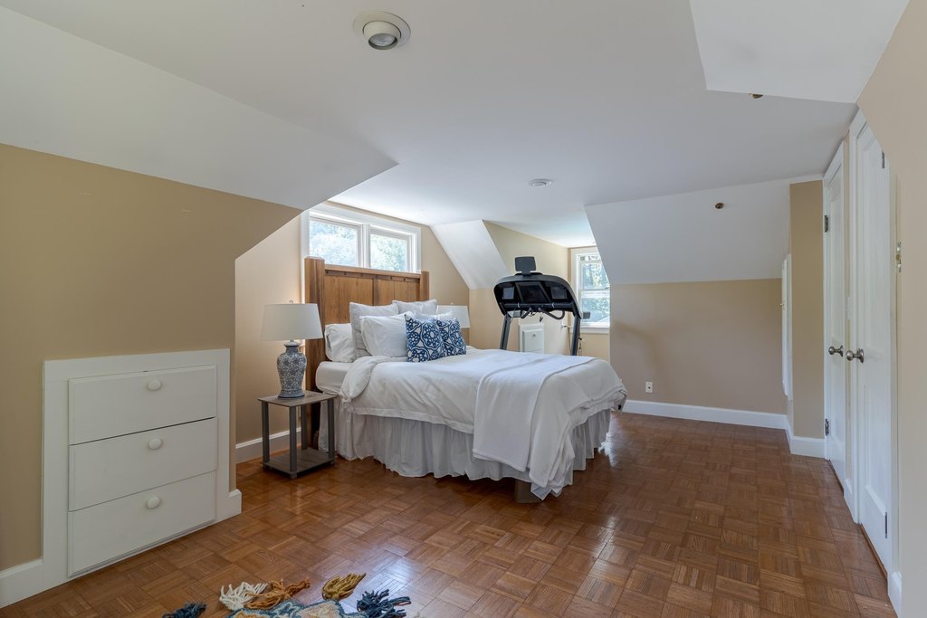 Hampton Falls, New Hampshire, 03844, United States, 3 Bedrooms Bedrooms, ,2 BathroomsBathrooms,Residential,Forsale,1934014