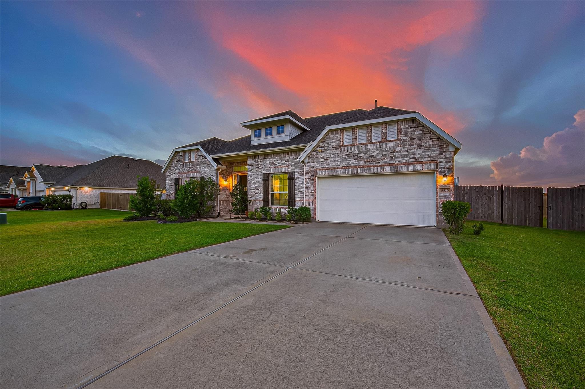 Needville, Texas, 77461, United States, 4 Bedrooms Bedrooms, ,3 BathroomsBathrooms,Residential,Forsale,1953114