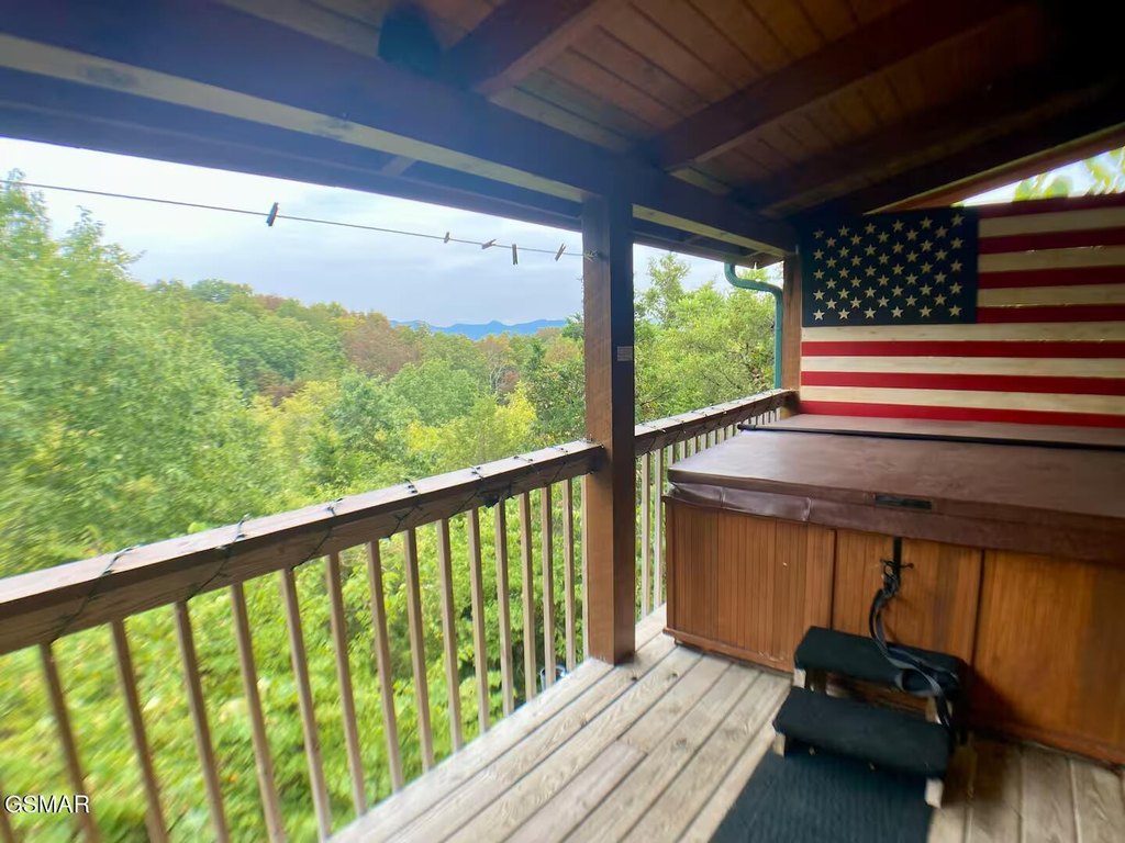Sevierville, Tennessee, 37876, United States, 3 Bedrooms Bedrooms, ,2.5 BathroomsBathrooms,Residential,Forsale,1942425