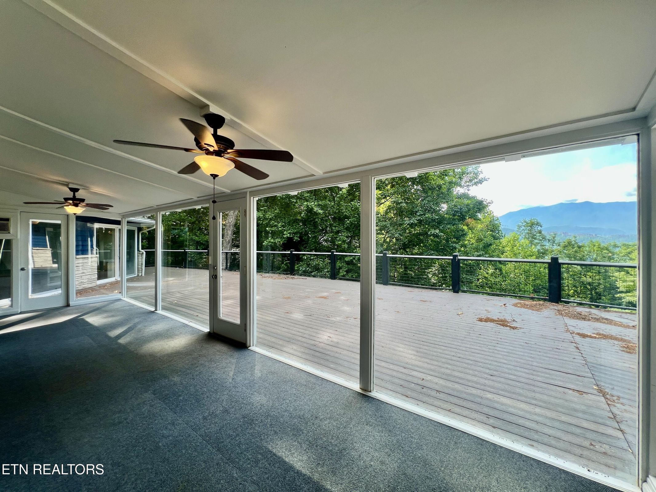 Sevierville, Tennessee, 37876, United States, 3 Bedrooms Bedrooms, ,2 BathroomsBathrooms,Residential,Forsale,1893772