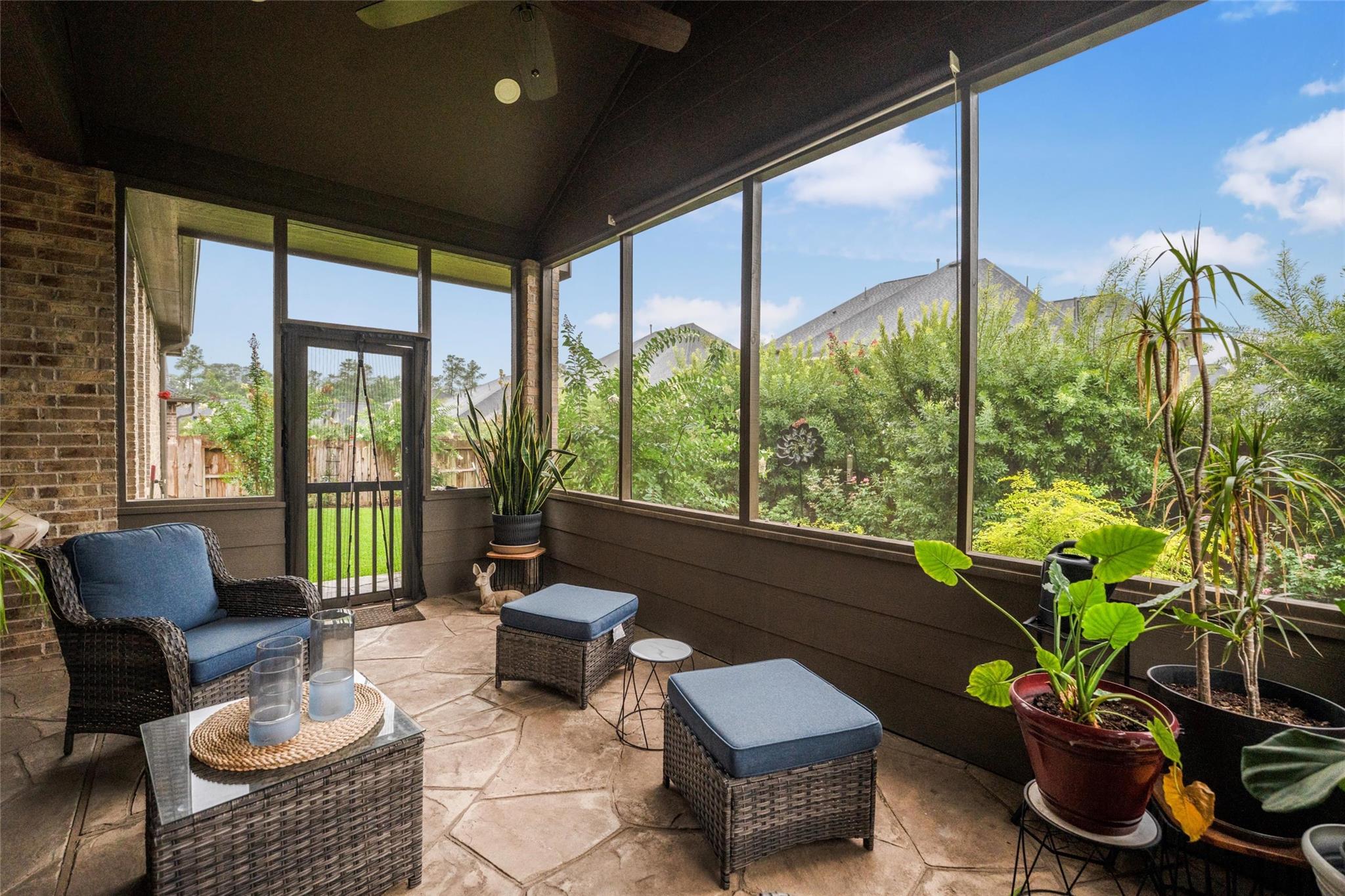 Pinehurst, Texas, 77362, United States, 5 Bedrooms Bedrooms, ,4 BathroomsBathrooms,Residential,Forsale,1910013