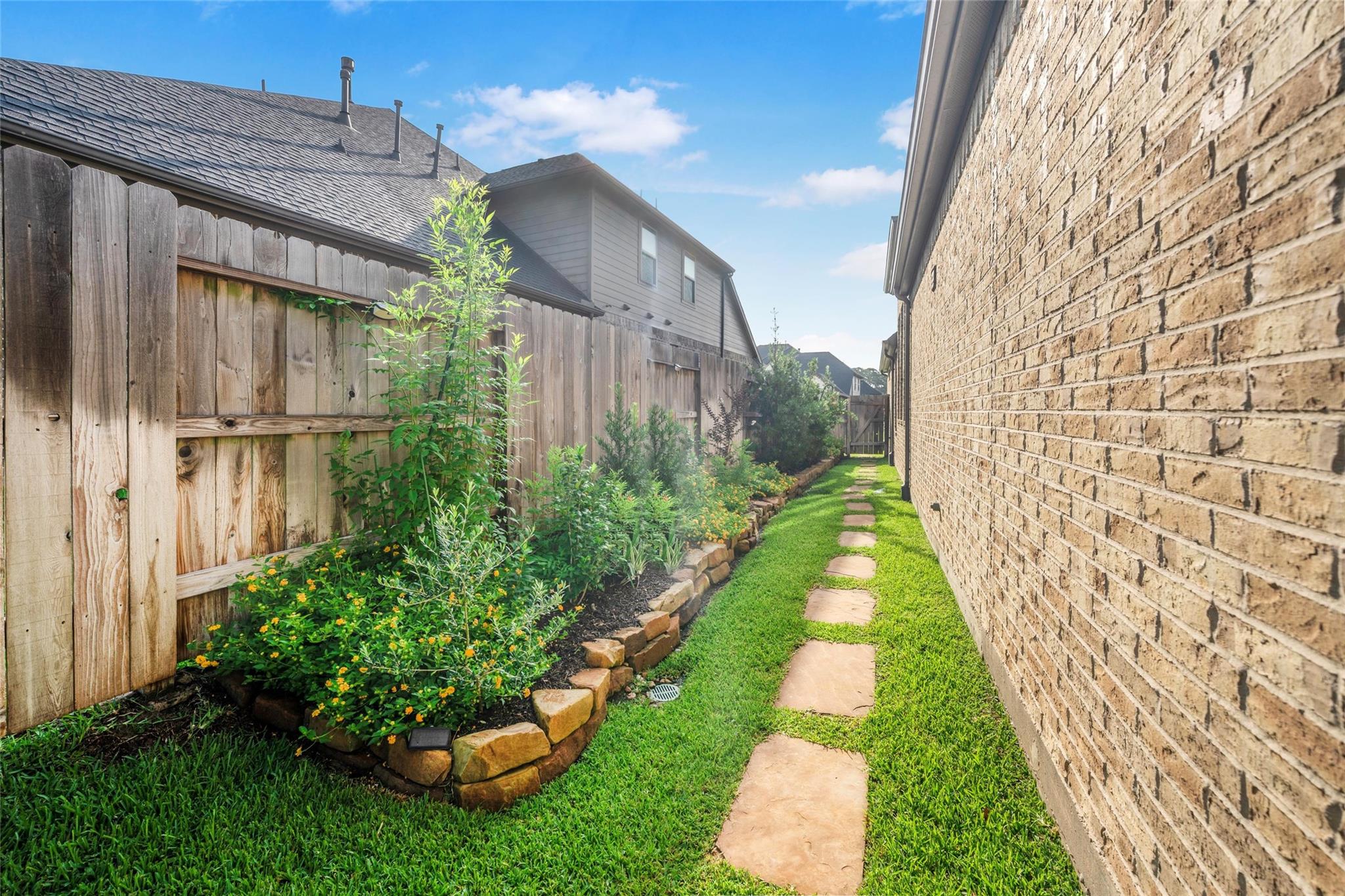 Pinehurst, Texas, 77362, United States, 5 Bedrooms Bedrooms, ,4 BathroomsBathrooms,Residential,Forsale,1910013
