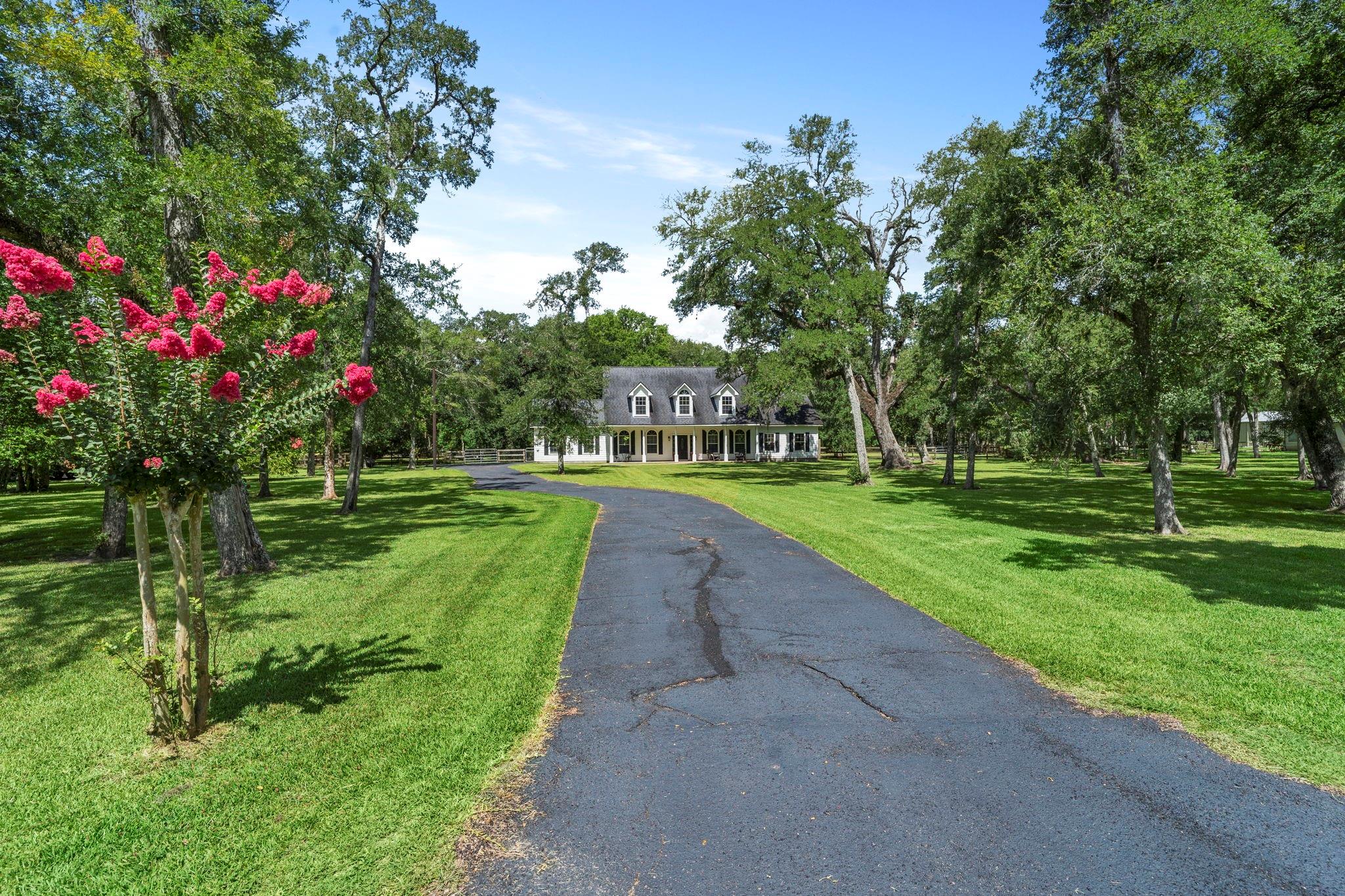 Needville, Texas, 77461, United States, 5 Bedrooms Bedrooms, ,3 BathroomsBathrooms,Residential,Forsale,1910025