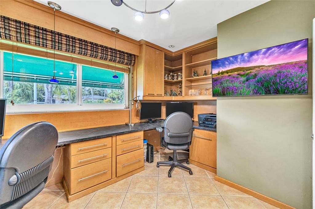 Oakland Park, Florida, 33306, United States, 3 Bedrooms Bedrooms, ,2 BathroomsBathrooms,Residential,Forsale,1922420