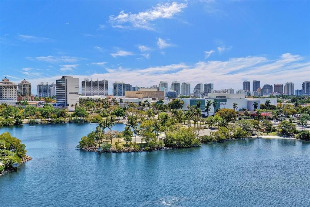 Fort Lauderdale, Florida, 33304, United States, 3 Bedrooms Bedrooms, ,3.5 BathroomsBathrooms,Residential,Forsale,1884537