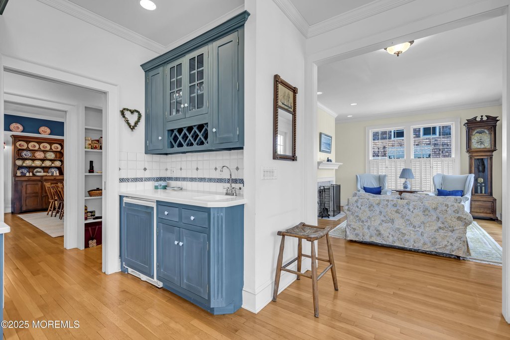 Bay Head, New Jersey, 08742, United States, 8 Bedrooms Bedrooms, ,5.5 BathroomsBathrooms,Residential,Forsale,1946361