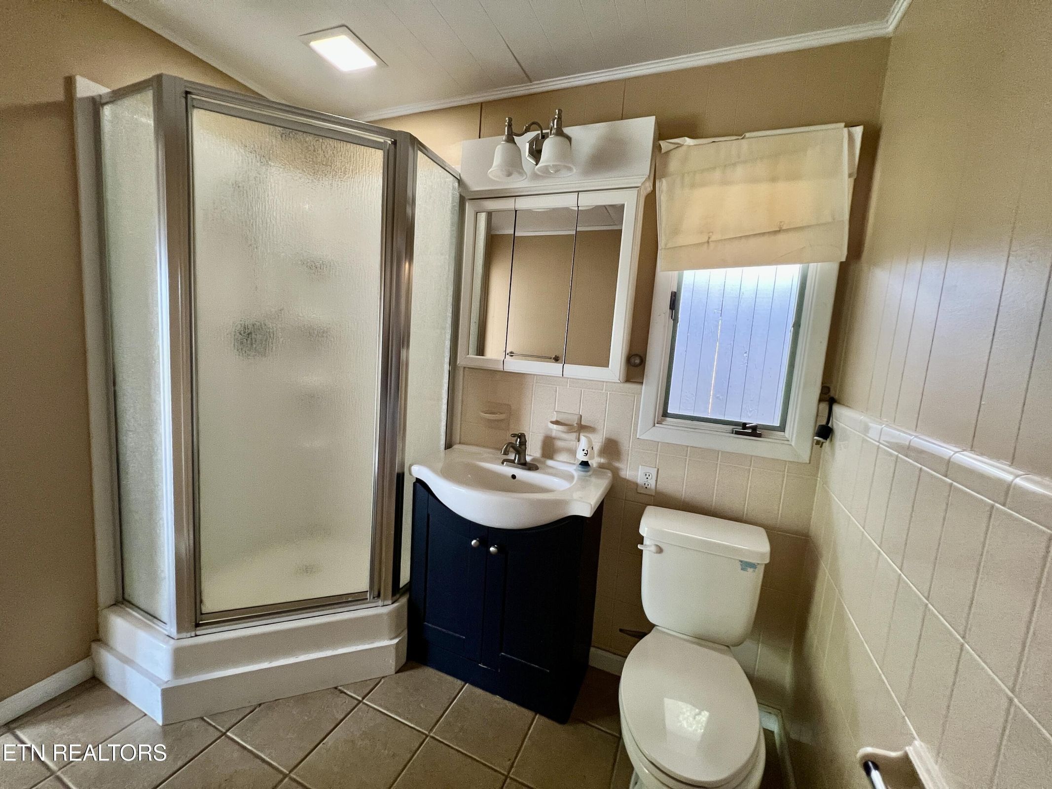 Sevierville, Tennessee, 37876, United States, 3 Bedrooms Bedrooms, ,2 BathroomsBathrooms,Residential,Forsale,1893772