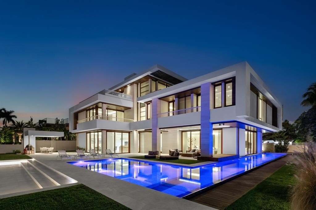 Fort Lauderdale, Florida, 33301, United States, 7 Bedrooms Bedrooms, ,7.5 BathroomsBathrooms,Residential,Forsale,1884538