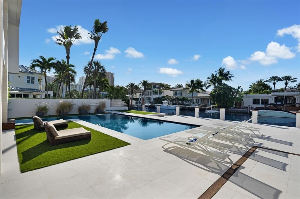 Fort Lauderdale, Florida, 33301, United States, 7 Bedrooms Bedrooms, ,7.5 BathroomsBathrooms,Residential,Forsale,1884538