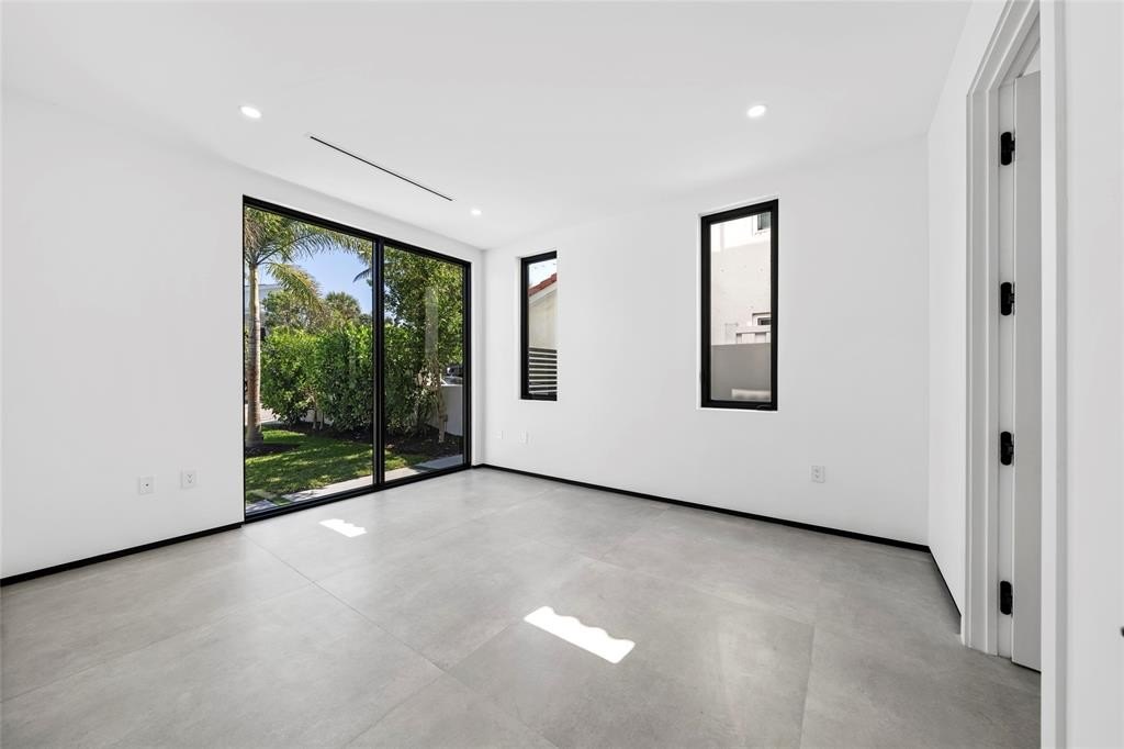 Fort Lauderdale, Florida, 33304, United States, 4 Bedrooms Bedrooms, ,4 BathroomsBathrooms,Residential,Forsale,1951875