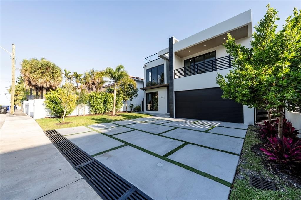 Fort Lauderdale, Florida, 33304, United States, 4 Bedrooms Bedrooms, ,4 BathroomsBathrooms,Residential,Forsale,1951875