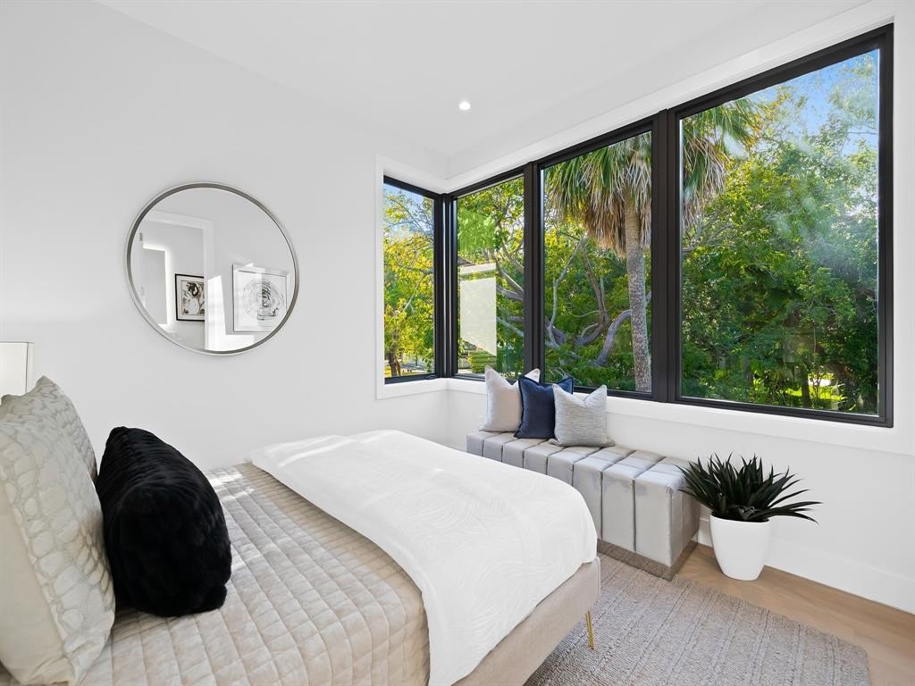 Fort Lauderdale, Florida, 33301, United States, 5 Bedrooms Bedrooms, ,5.5 BathroomsBathrooms,Residential,Forsale,1884562