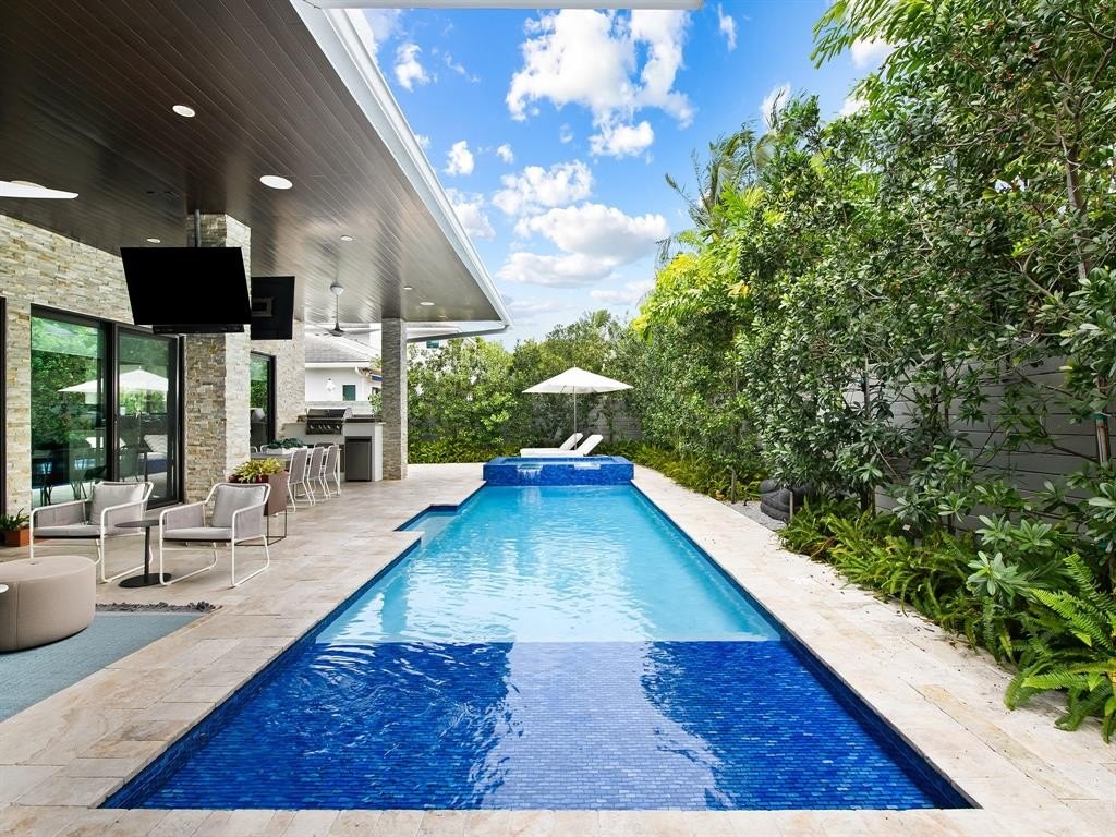 Fort Lauderdale, Florida, 33305, United States, 4 Bedrooms Bedrooms, ,4.5 BathroomsBathrooms,Residential,Forsale,1884558