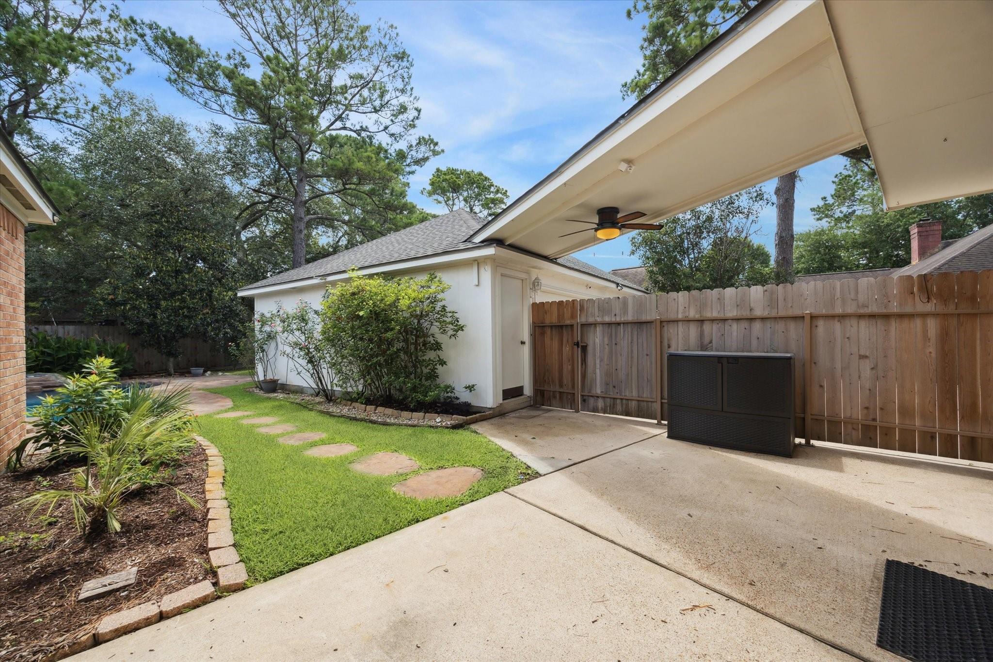 Katy, Texas, 77494, United States, 4 Bedrooms Bedrooms, ,3 BathroomsBathrooms,Residential,Forsale,1910018